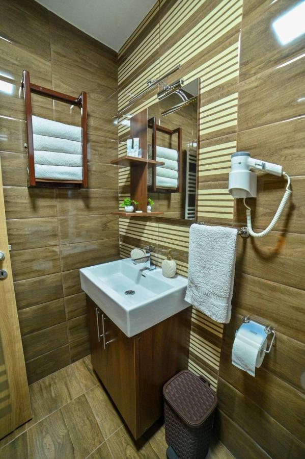 Studio Apartmani Emili Apartman Br 2 Bijeljina Ngoại thất bức ảnh